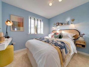 4 bed house for sale
