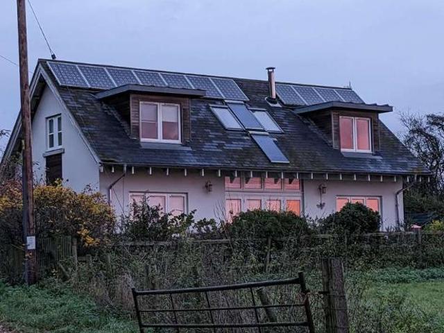 4 bed house for sale