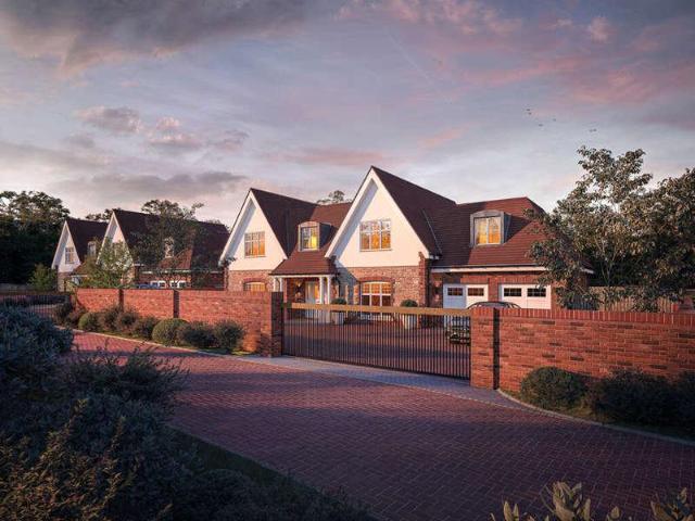 4 bed house for sale