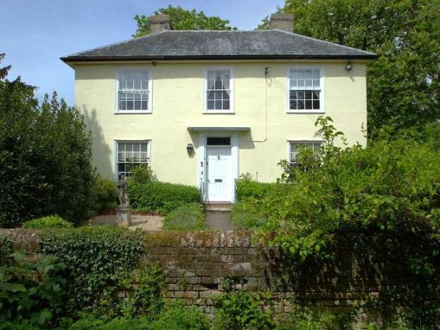 4 bed house for sale