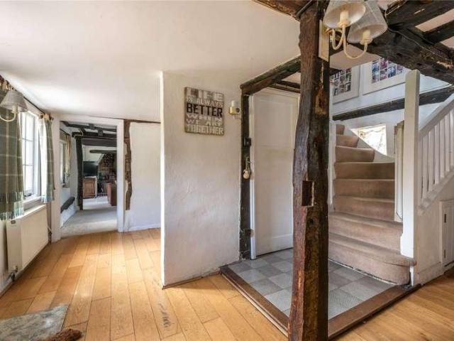4 bed house for sale