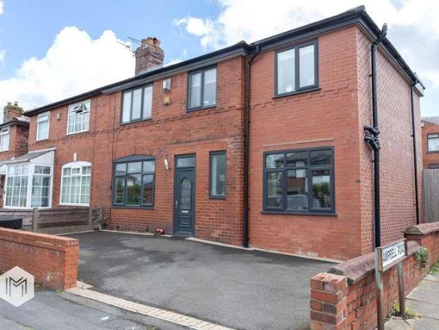 4 bed house for sale