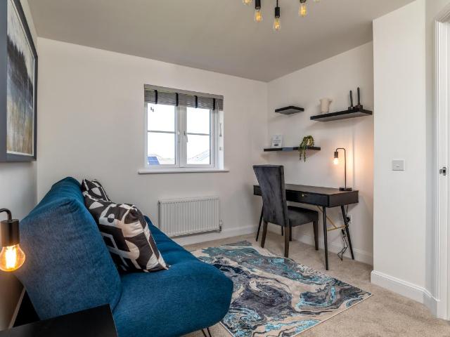 4 bed house for sale