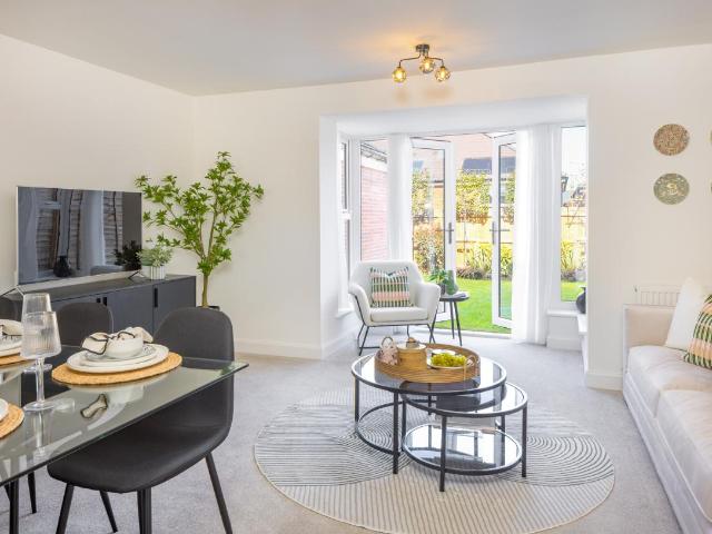 4 bed house for sale