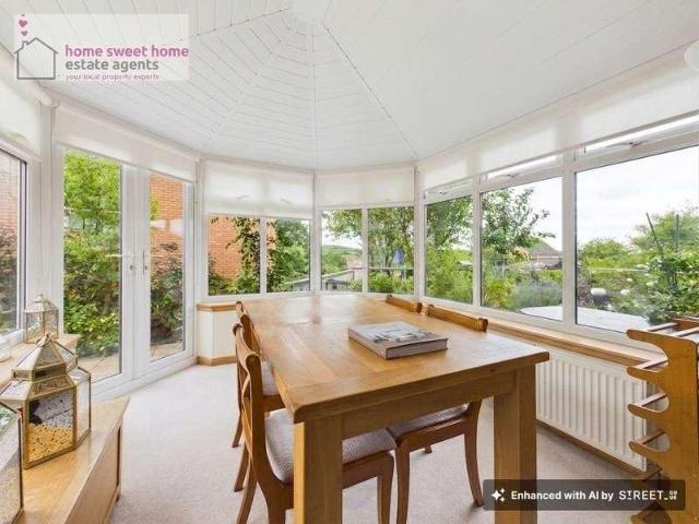4 bed house for sale