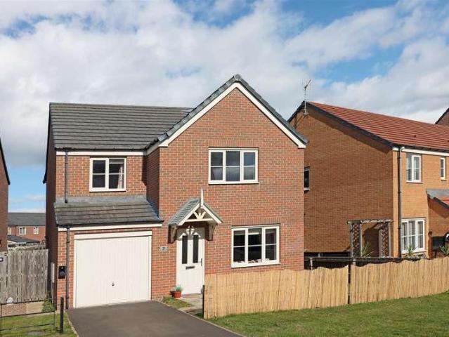 4 bed house for sale