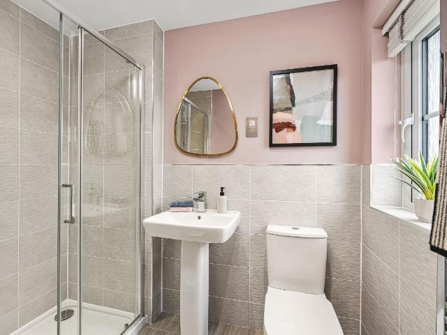 4 bed house for sale