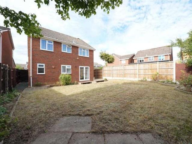 4 bed house for sale