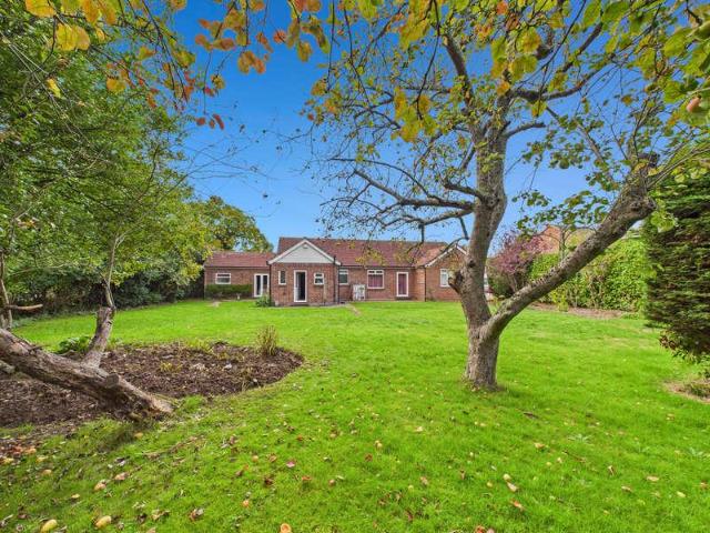 4 bed house for sale