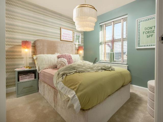 4 bed house for sale
