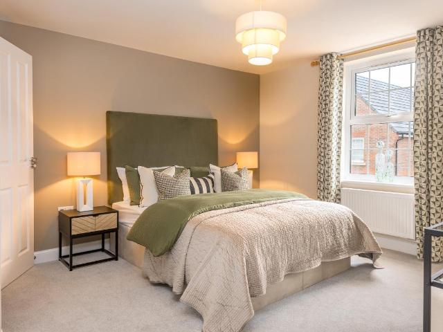4 bed house for sale