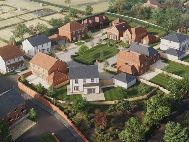 4 bed house for sale