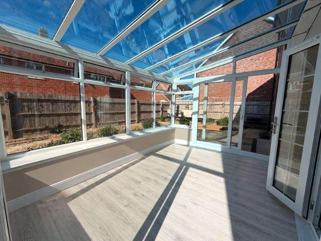 4 bed house for sale