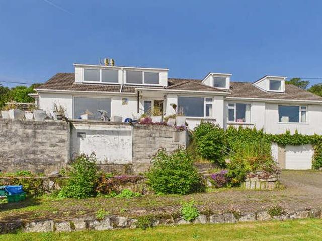 4 bed house for sale
