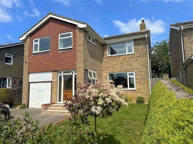 4 bed house for sale