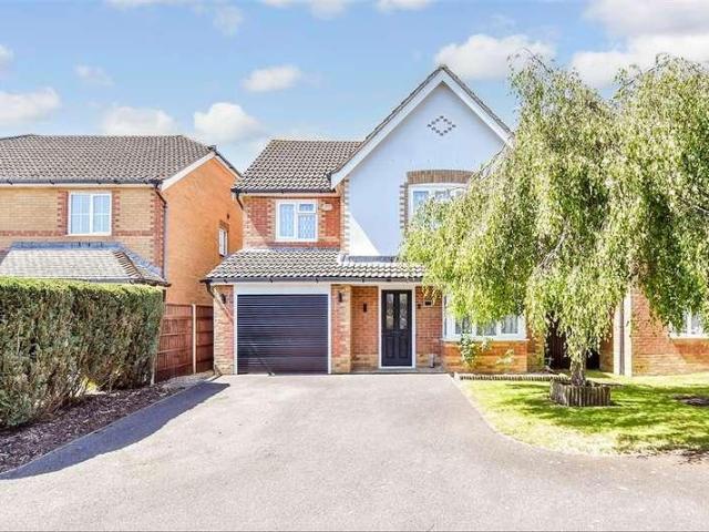 4 bed house for sale