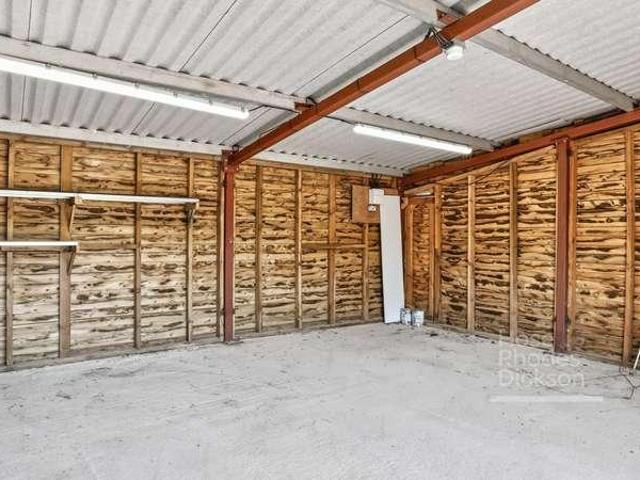 4 bed house for sale