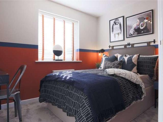 4 bed house for sale