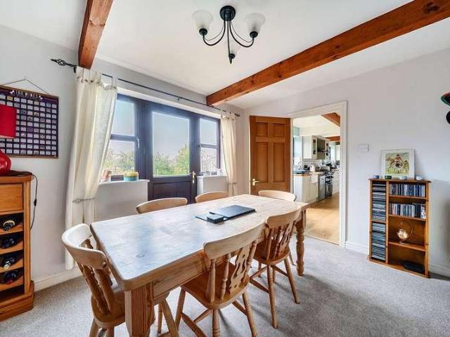 4 bed house for sale