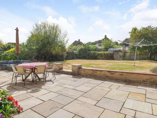 4 bed house for sale