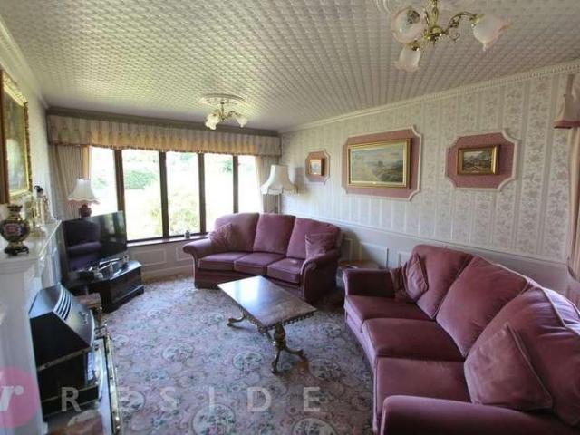 4 bed house for sale