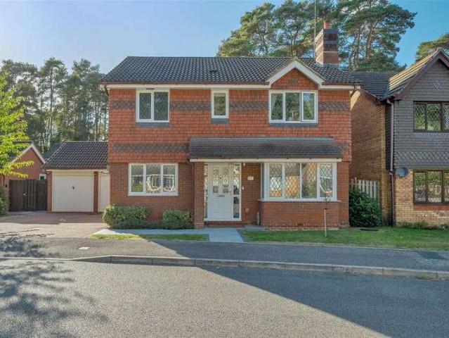 4 bed house for sale