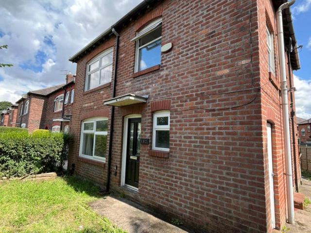 4 Bed House Salford Couple or Family