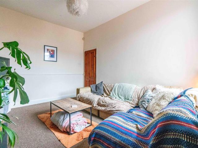 4 bed maisonette to rent in Meldon Terrace, Heaton, NE6