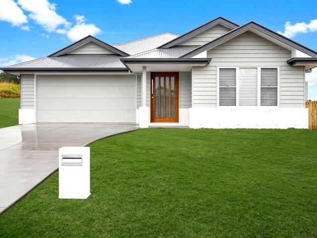 4 Bed + Media + Activity Room in Echelon