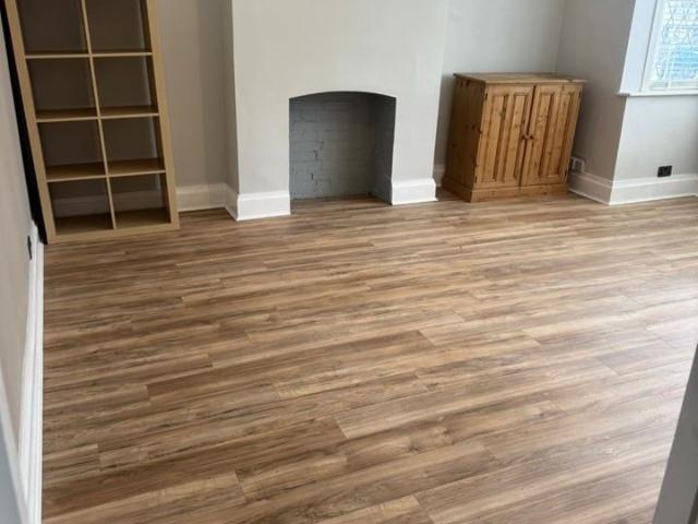 4 Bed Semi Detached House, Brickwood Road, CR0