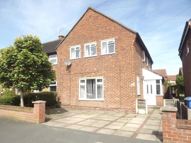 4 Bed Semi Detached House, Craddock Road, M33