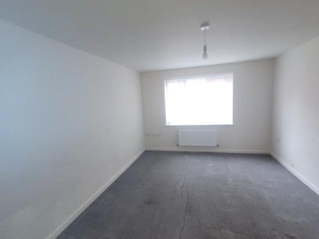 4 Bed Semi Detached House, Fairwater Avenue, CH41