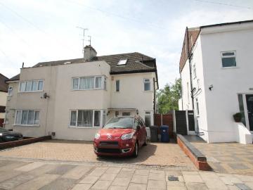 4 bed Semi Detached House for Rent