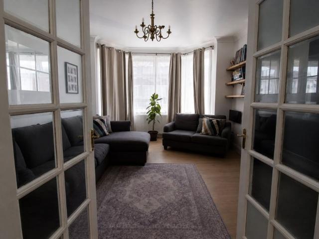 4 Bed Semi Detached House, Sandfield Road, CR7