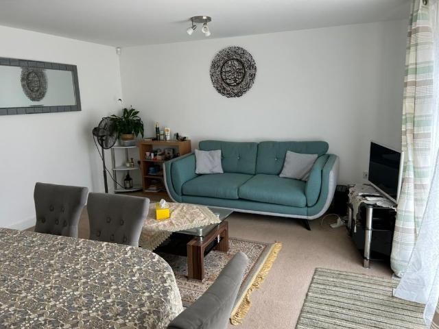 4 Bed Semi Detached House, Slade Baker Way, BS16