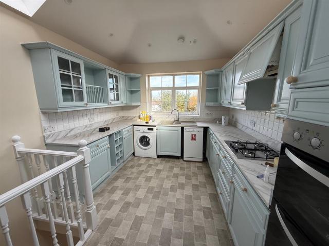 4 bed semi detached house to rent in Blockley Road, Sudbury Court Estate | Daniels Estate Agents