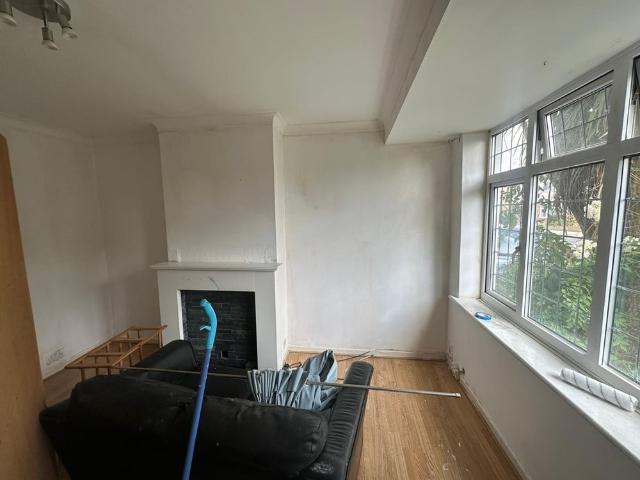 4 Bed Semi Detached House, Welbeck Road, HA2