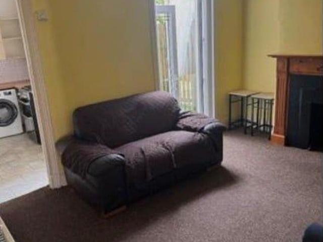 4 Bed Semi Detached House, Windsor Road, IG1