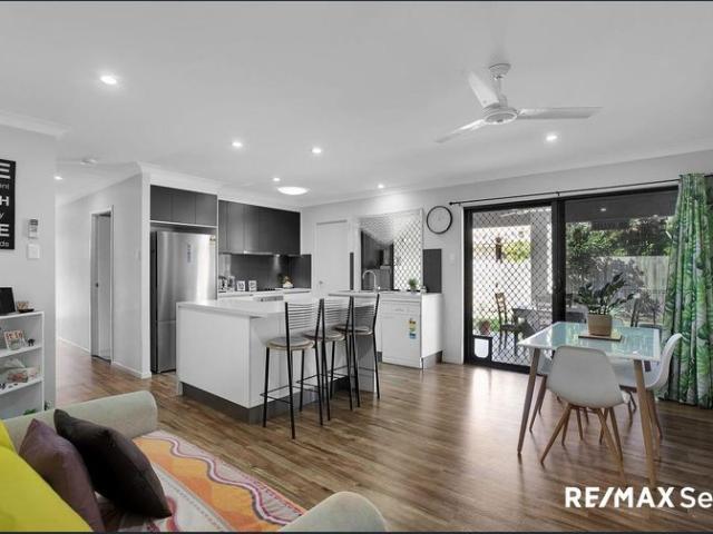 4 Bed Stunner that's ticks all the boxes