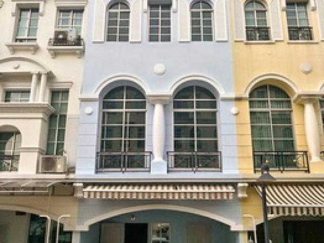 4 Bedroom6 Bathroom 286 SQ.M. Baan Klang Krung Sathorn Nuea Tai