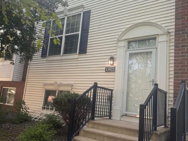 4 bedroom, 3.5 bathroom townhome in Ramsey MN
