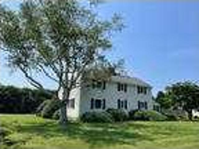 4 Bedroom 3 Bath In Madison Connecticut 06443