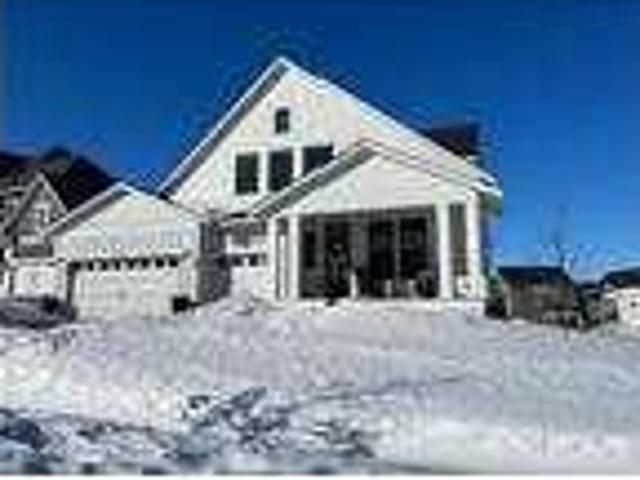 4 Bedroom 3 Bath In Chaska MN 55318