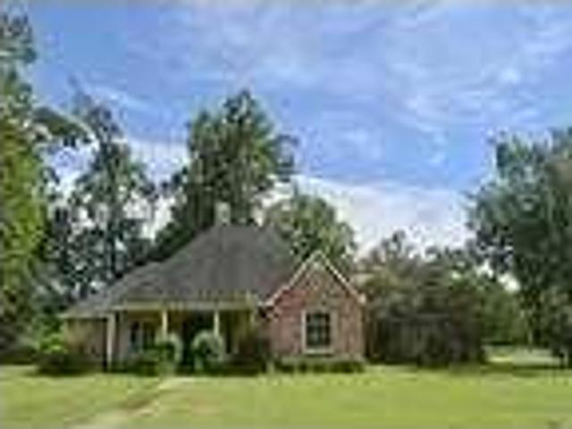 4 Bedroom 3 Bath In Geismar Louisiana 70734