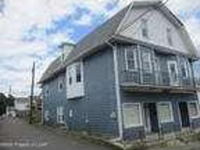 4 Bedroom 1 Bath In Plymouth Pennsylvania 18651