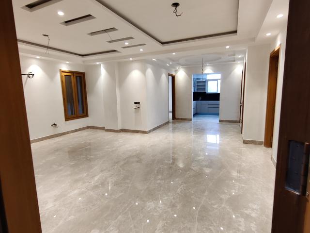 4 Bedroom 2500 Sq.Ft. Apartment in Vasant Kunj Delhi Listing ID: #9489