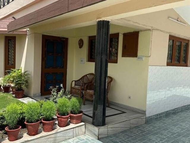 4 Bedroom 288 Sq.Yd. Independent House in Race Course Dehradun Listing ID: #9977