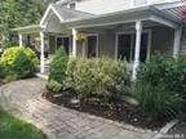 4 Bedroom 2 Bath In Northport NY 11768