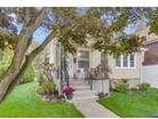 4 Bedroom 2 Bath In Bergenfield NJ 07621