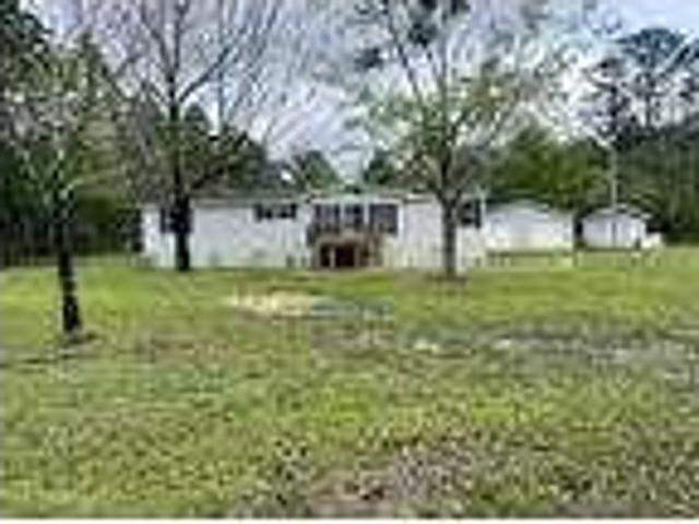 4 Bedroom 2 Bath In Biloxi MS 39532
